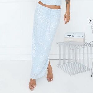 Super cute sequin hello molly skirt !